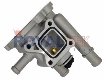 CARCASA TERMOSTATICA ROYALTEK CHEVROLET SONIC TRACKER CRUZE  / ALUMINIO --- OEM 96817255